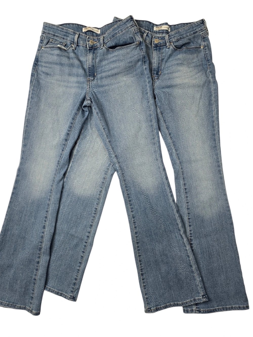2 Pair Levi's Signature Gold Bootcut Size 4